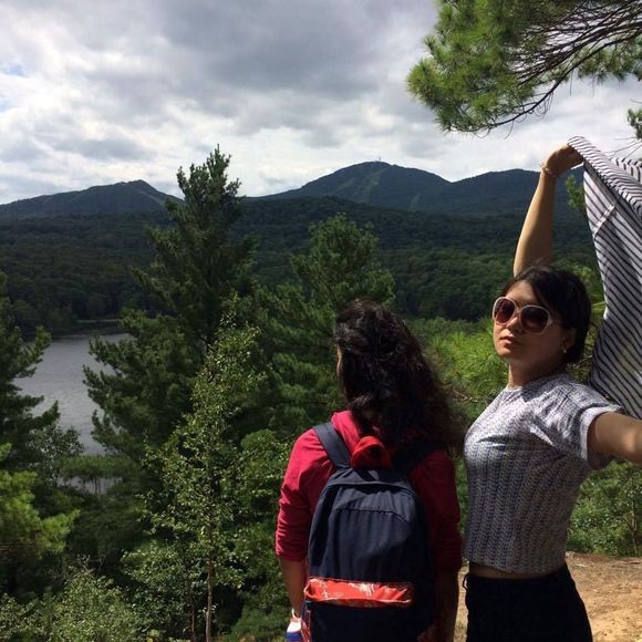 Meet your Posher, Ilia - Picture 1 of 1